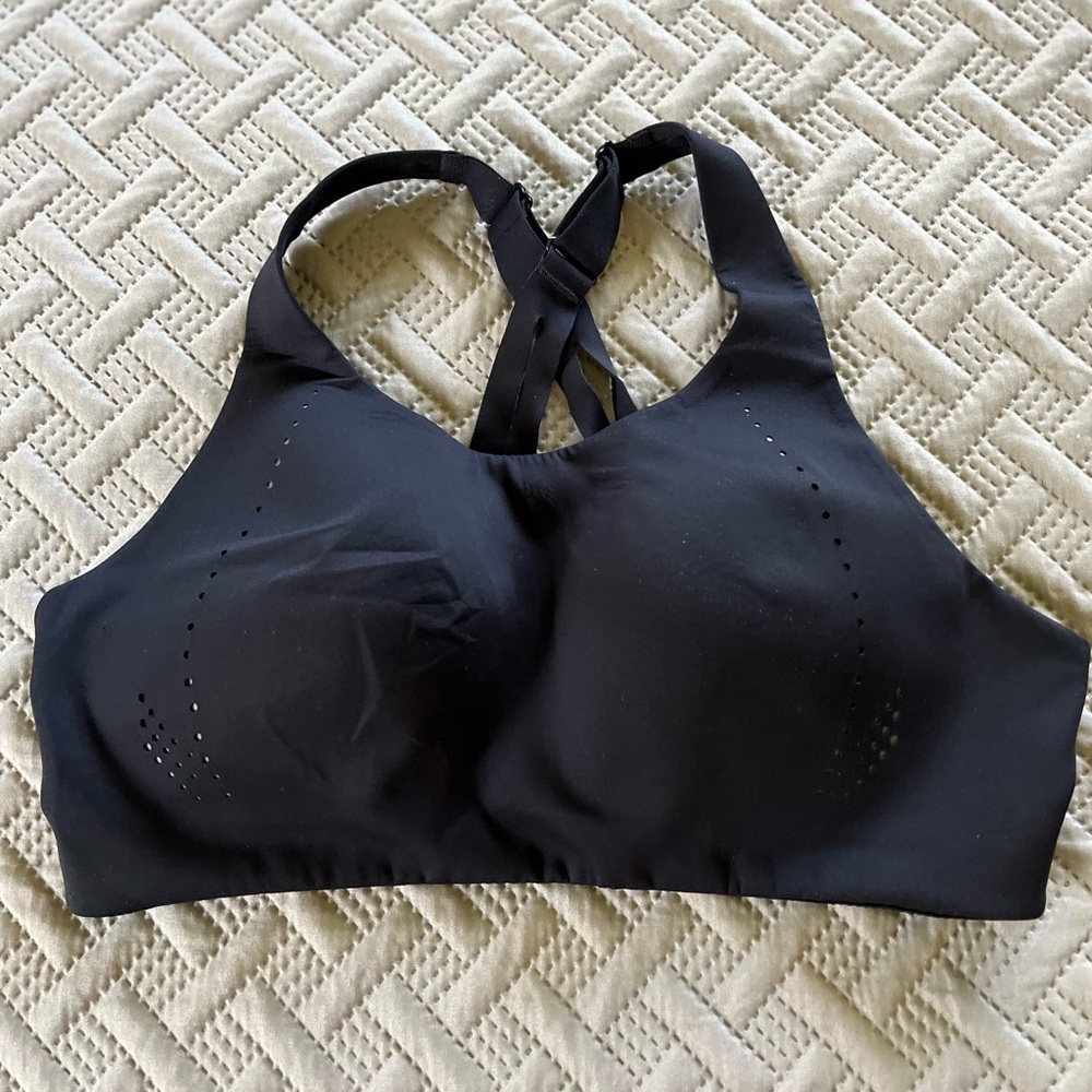lululemon Air Support sports bra